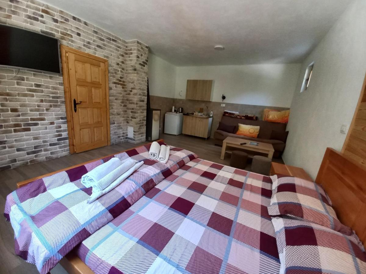 Vila Montana Dobrilovina Екстер'єр фото