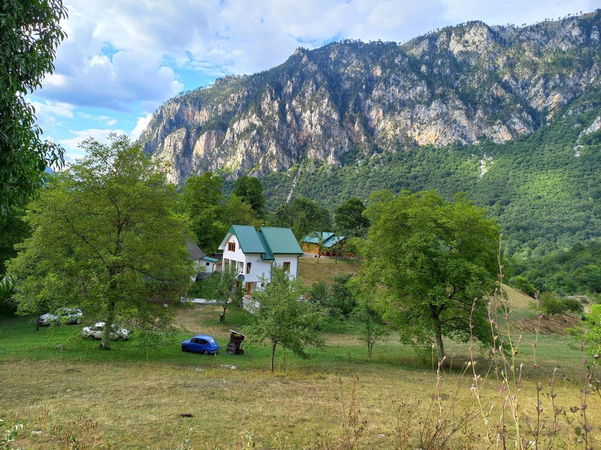 Vila Montana Dobrilovina Екстер'єр фото