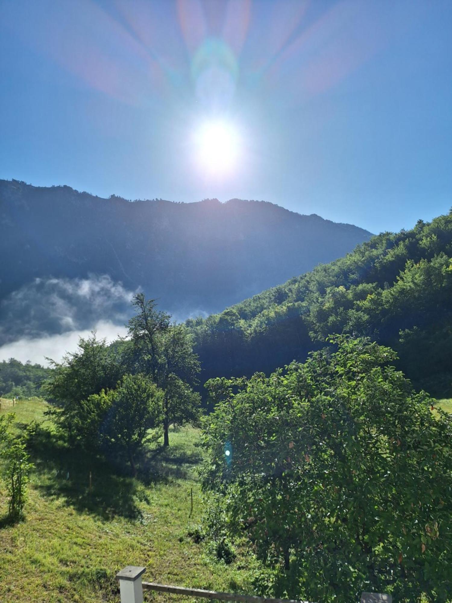 Vila Montana Dobrilovina Екстер'єр фото