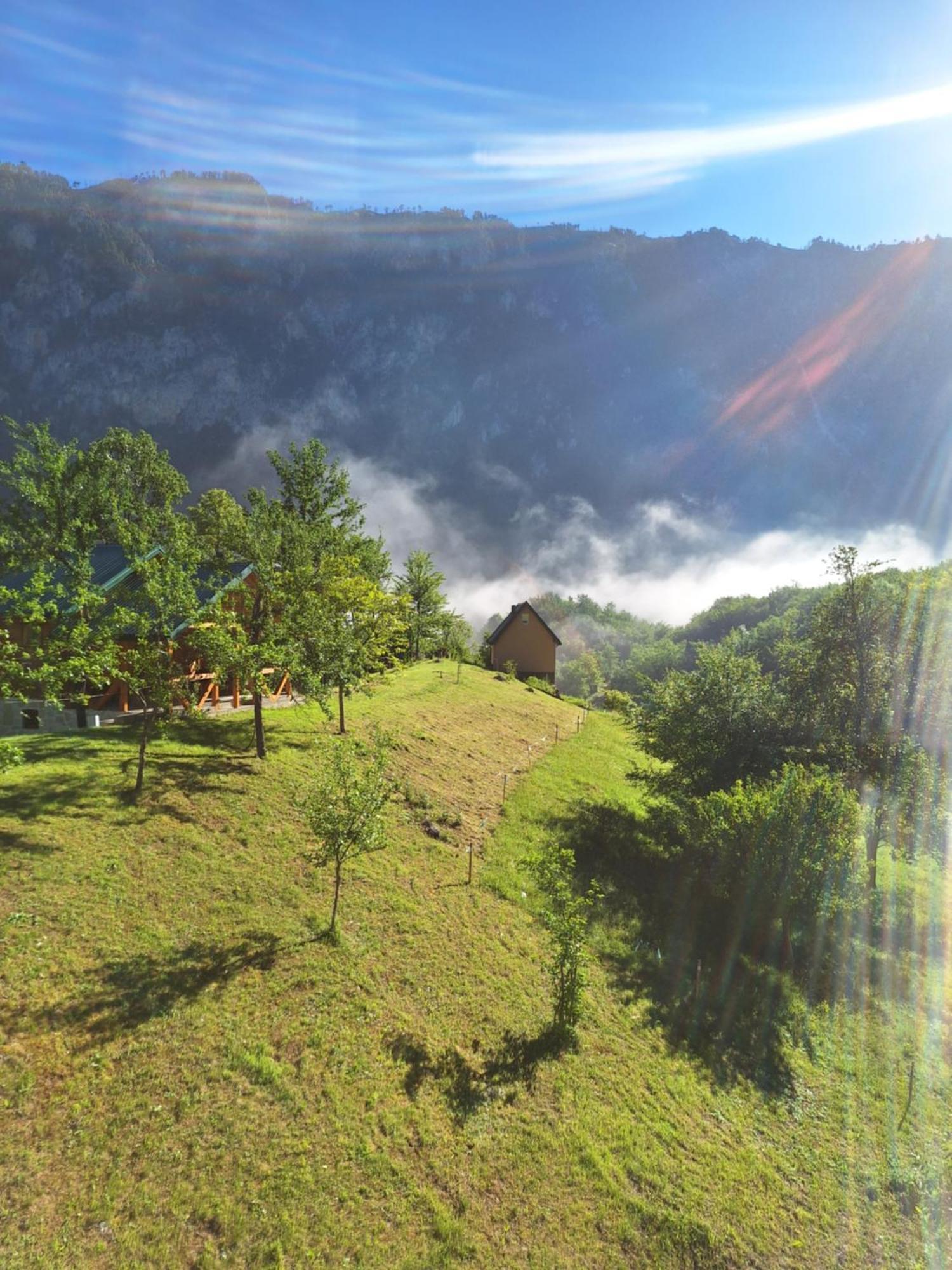 Vila Montana Dobrilovina Екстер'єр фото