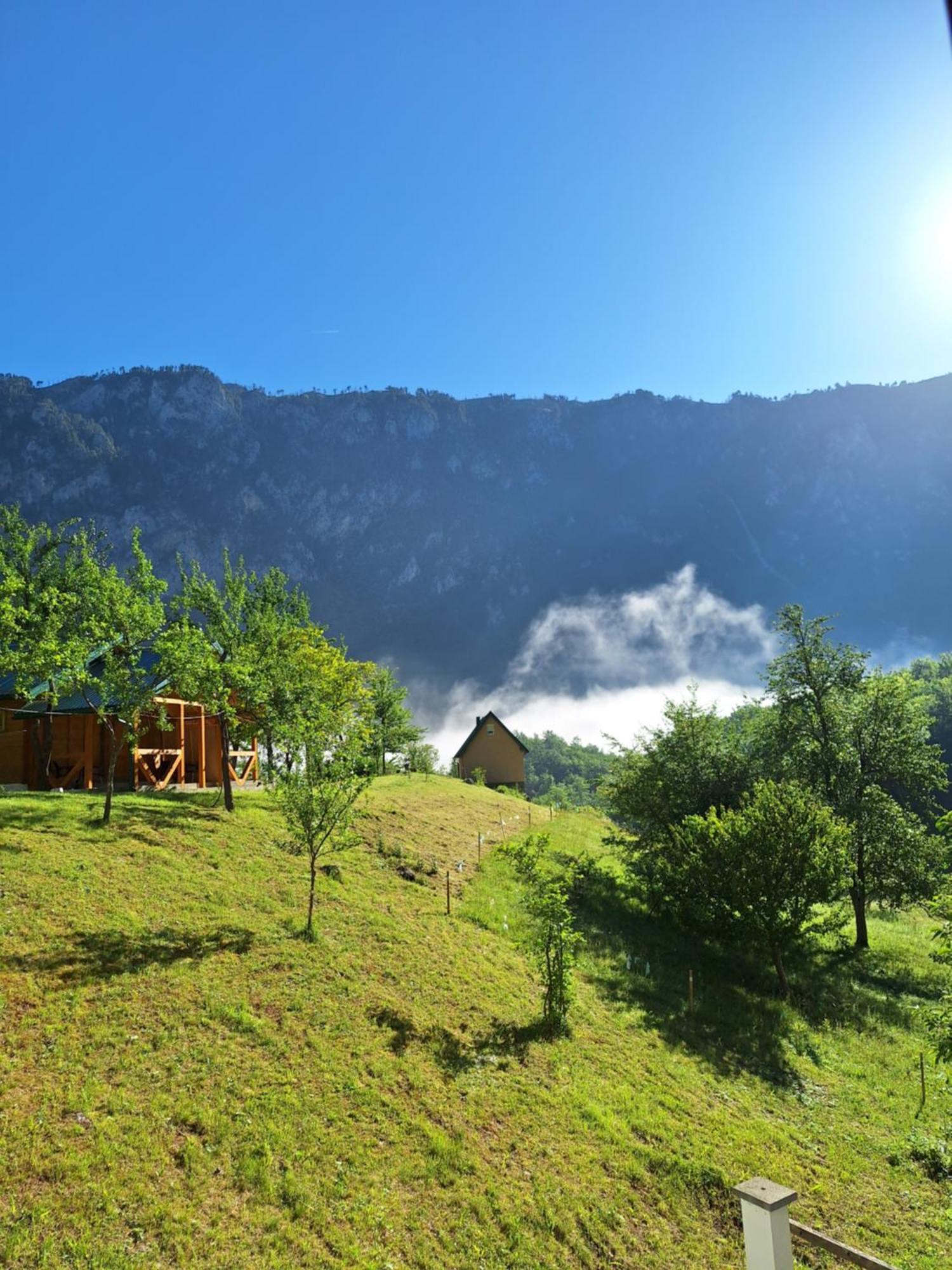 Vila Montana Dobrilovina Екстер'єр фото