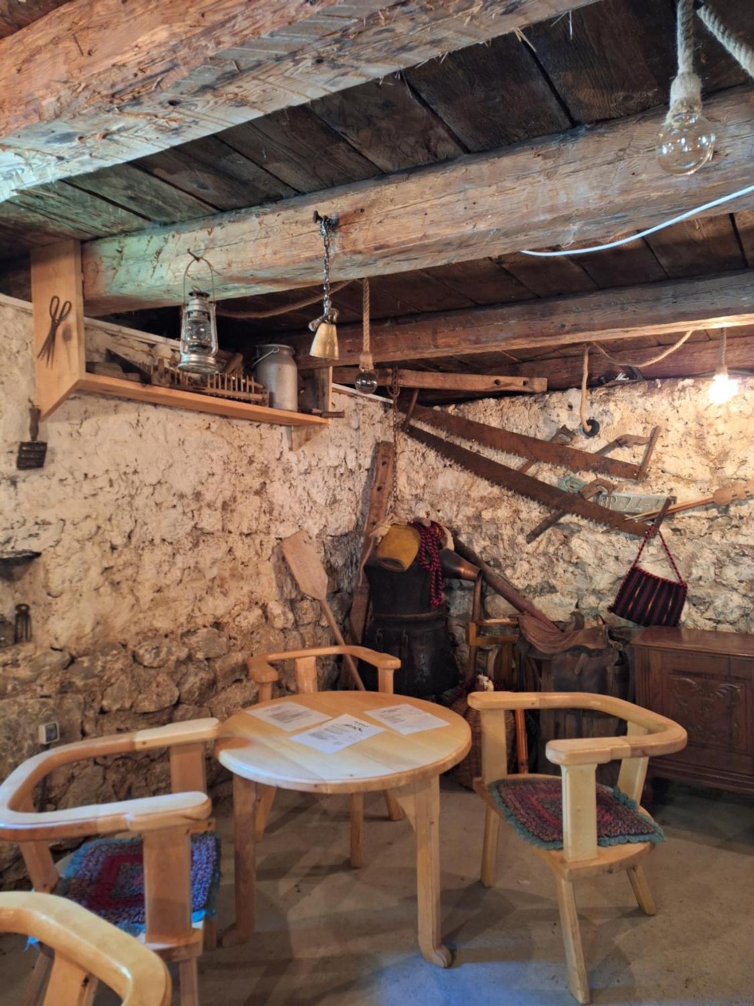 Vila Montana Dobrilovina Екстер'єр фото